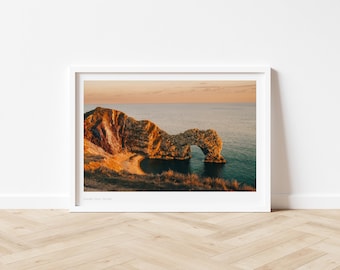 Wydruk fotografii wybrzeża Durdle Door Dorset, dekoracja ścienna z krajobrazem łuku jurajskiego, dekoracja fotograficzna z podróży nad morze w Wielkiej Brytanii, format A4 i A5