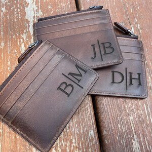 Titular de tarjeta de cuero para él / Cartera de cuero para hombres / Regalo para hombres / Regalo de Navidad / Regalo del Día del Padre / Titular de tarjeta de grabado personalizado /