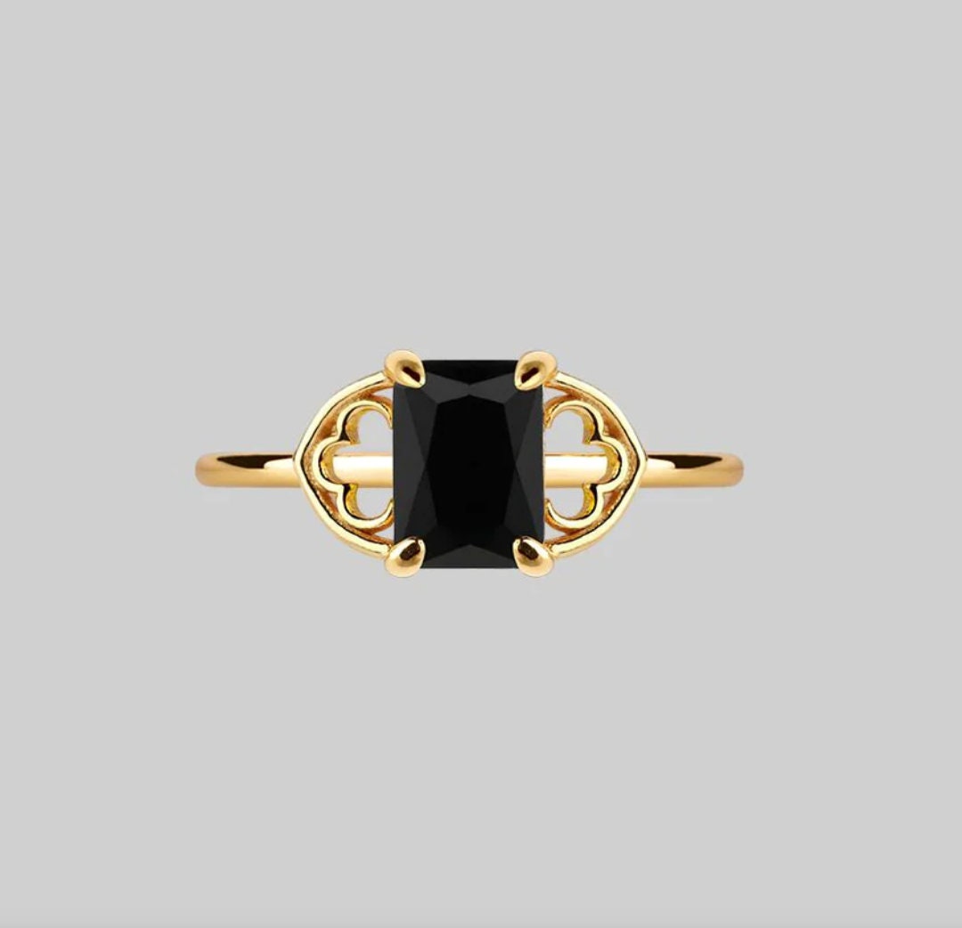 Black Onyx 18k Gold Ring Beautiful Solid Gold 14k 18k Etsy