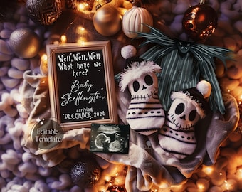 Op de afbeelding: Een krijtbord met de tekst "Well, Well, Well What have we here? Baby Skellington arriving *DECEMBER 2024" met een zwart-witte echografie, twee witte pluche skelet ornamenten en een groen-wit gestreepte stof met een zwart vleermuis ontwerp.