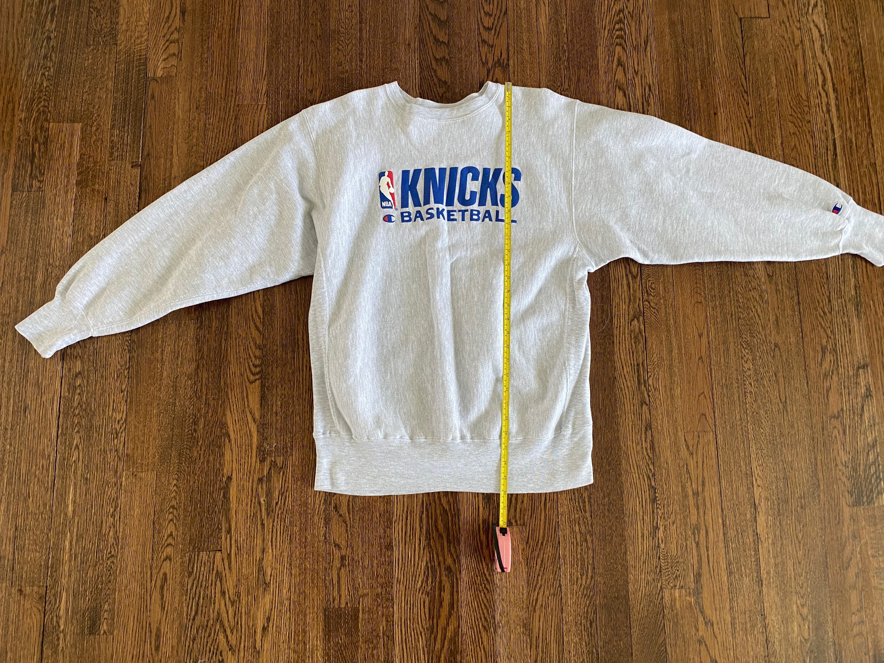 Vintage NBA New York Knicks Champion Reverse Weave Crewneck