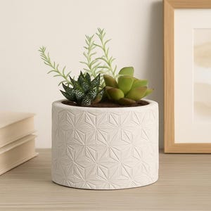 Vintage Concrete Planter - Decorative Succulent Pot - Medium Pot - Modern Decor - Unique Gift - Wedding/Shower Favor - Geodesic