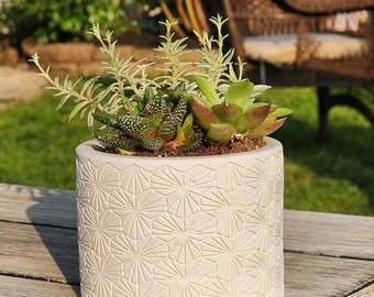 Vintage Concrete Planter - Decorative Succulent Pot - Medium Pot - Modern Decor - Unique Gift - Wedding/Shower Favor - Candle Vessel