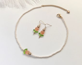Orange Tulip Beaded Choker Adjustable & Earrings/ Gentle Spring and Summer Jewelry Set/ Necklace Beige Pearl Shine glass seed beads
