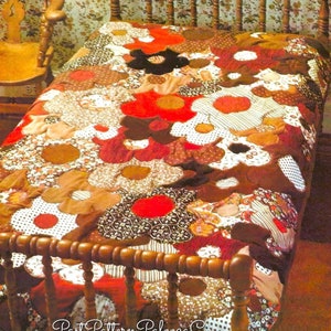 Vintage Sewing Pattern Grandmothers Fall Flowers Bed Quilt Groovy Flower Power Applique Bedspread PDF Instant Digital Download Any Size Bed