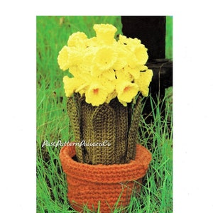 Vintage Crochet Pattern 14" Daffodil Flowers Pot Potted Plant PDF Instant Digital Download Realistic Springtime Perennial 4 Ply