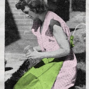 Vintage Sewing Pattern Womens Kneeling Work Apron PDF Instant Digital Download Easy Sew Gardening Working Large Pocket c. 1940s Design imagen 2