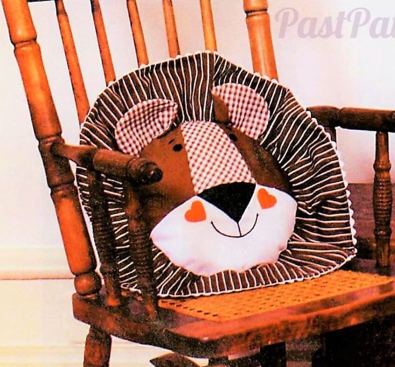 Vintage Sewing Pattern Cute Fabric Lion Head Pillow and Wall Hanging PDF Instant Digital Download Jungle Safari Nursery Childs Room Decor image 1