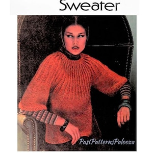 Op de afbeelding: Een vintage breipatroon voor een smocksweater. Het patroon toont een vrouw die een rode trui draagt met een ronde hals en lange mouwen. De tekst "Smock Sweater" is bovenaan het patroon gedrukt.