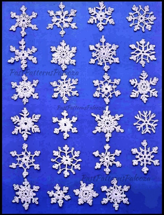  Didiseaon 50pcs Mini Snowflake Ornaments Small