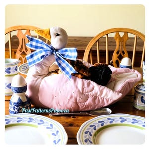 Vintage Sewing Pattern Country Goose Bun Warmer Cotton Fabric PDF Instant Digital Download Bread Basket Rolls Holder Cozy Farmhouse Chic