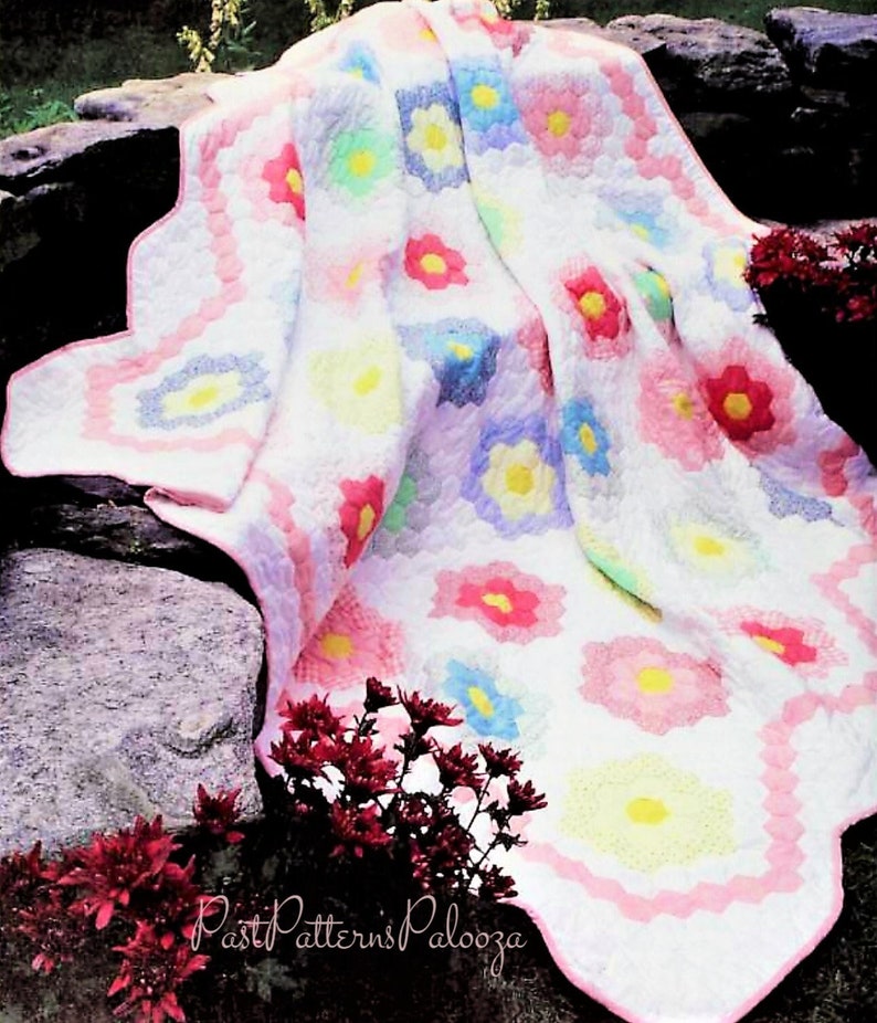 Vintage Sewing Pattern Grandmas Rose Garden Patchwork Quilt Etsy