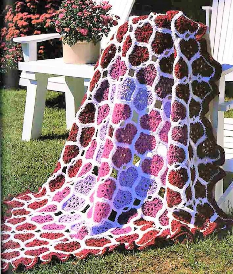 Vintage Crochet Pattern Interlocking Hearts Afghan PDF Instant Digital Download Linked Valentines Hearts Throw Blanket 54x60 Chunky 12 Ply 画像 1