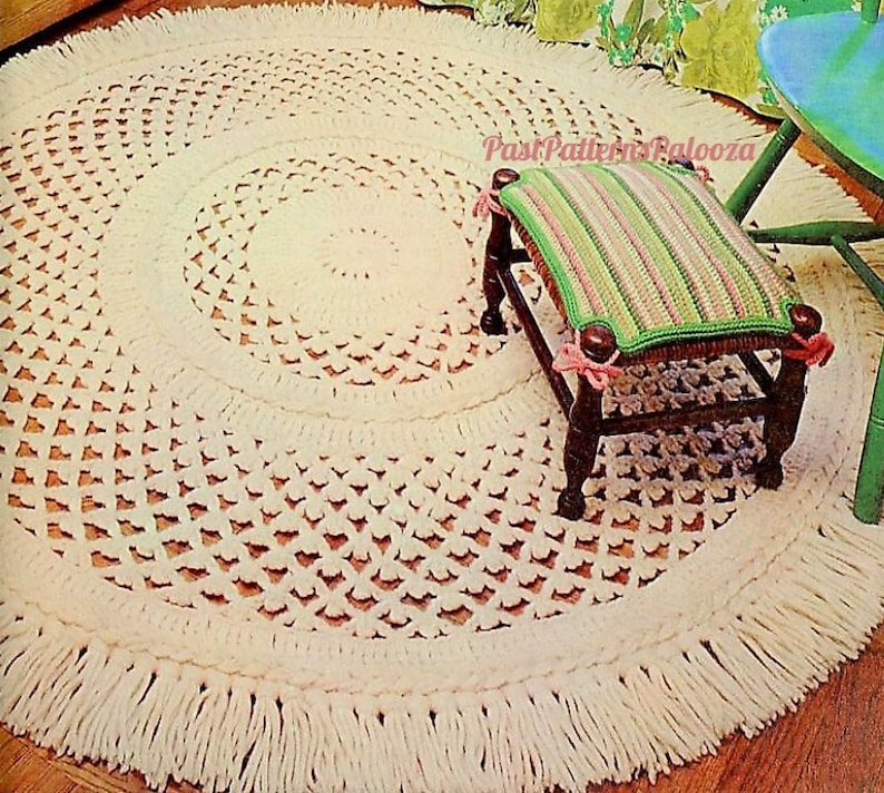 Vintage Crochet Pattern 5' Round Irish Crochet Area Rug PDF Instant Digital Download Pretty Mesh Lace & Braided Fringed Rug image 2