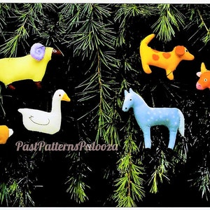 Vintage Christmas Sewing Pattern Barnyard Animal Ornaments Quilted Cotton Fabric PDF Instant Digital Download Tree Wreath Table Decor