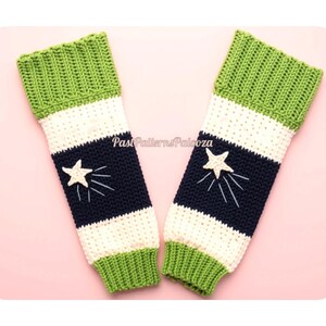 May include: A pair of crochet leg warmers featuring horizontal stripes in lime green, cream, and navy blue. Each leg warmer displays a cream-colored star appliqué with embroidered rays. The text PastPatternsPalcoza is visible in the center.