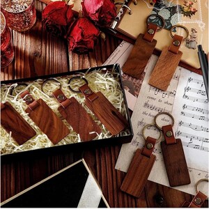 Key chain wood walnut