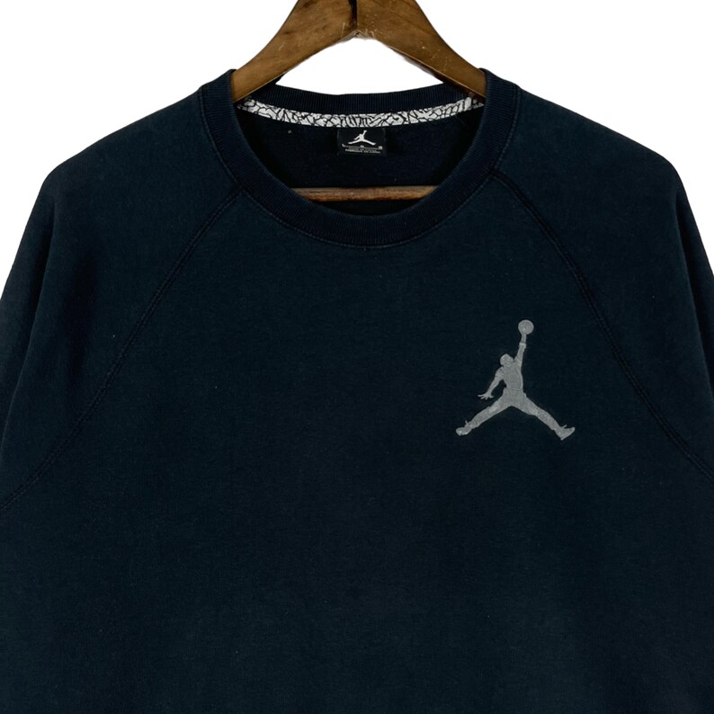 Vintage Nike Air Jordan Sweatshirt Crewneck Navy Blue Gray Pullover
