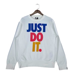 Vintage Nike Sweatshirt Crewneck White Made in Pakistan Pullover Jumper Size S
