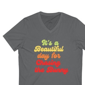 ADS - Chasing the bunny - It&#39;s a beautiful day for Chasing the bunny Jersey  V-Neck Tee - Lure coursing, fast cat, dash dogs