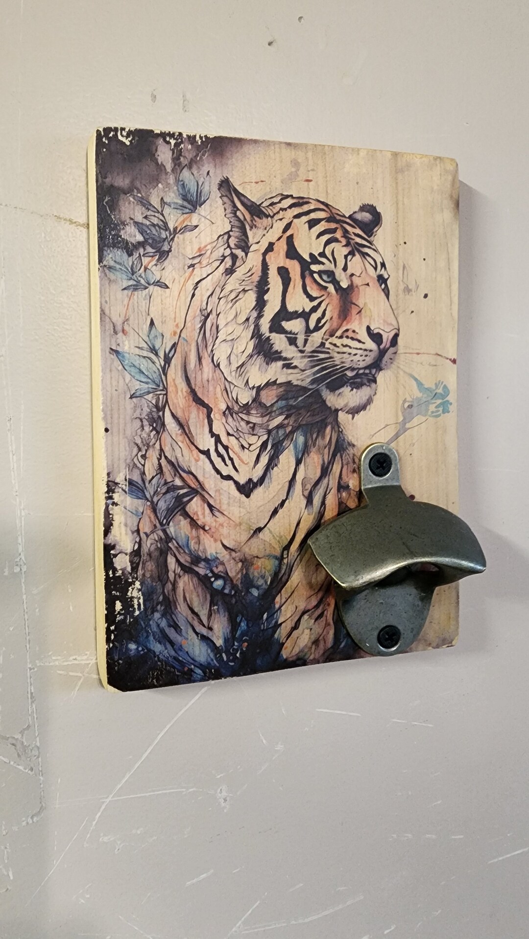 TIGER BOTTLE OPENER main image 1