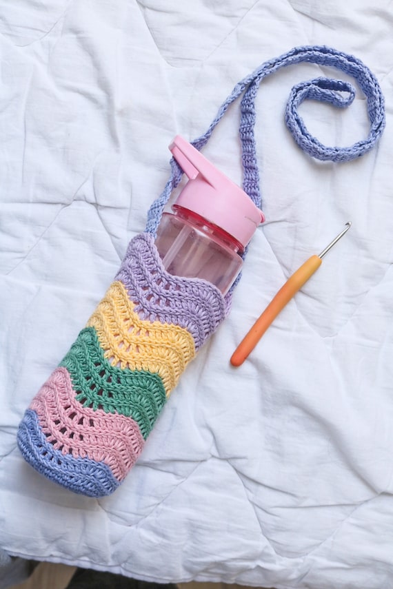 Crochet Wavy Water Bottle Bag Pattern