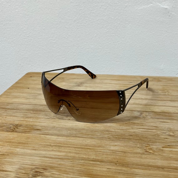 Y2K Sunglasses Star Wrap Around Glasses Retro Fashion  display picture 2