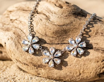 Vintage Triple Floral Rhinestone Necklace, Wedding & Special Occasion Jewelry, Sparkling Silver Daisy Cluster, Art Deco Flower Necklace