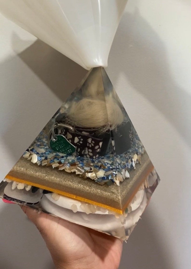 Pet Memorial Pyramid Large Resin Memorial Dog/cat Ashes Etsy