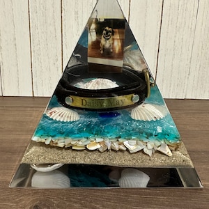 Pet memorial pyramid, large, resin memorial, dog/cat ashes