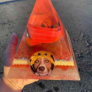 Pet memorial pyramid, large, resin memorial, dog/cat ashes