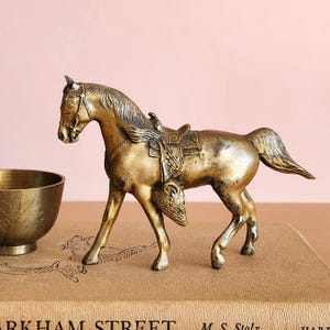 Antique Miniature Dodge Inc USA Metal Gold Toned Horse, Carnival Prize
