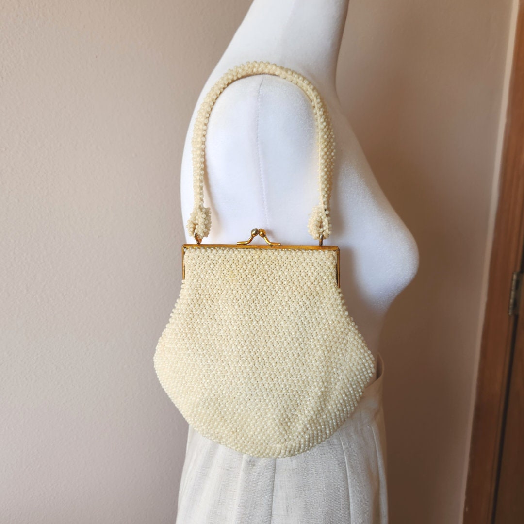 Late 1950’s white bead bag