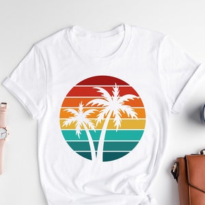 Retro Tropical Sunset Summer Shirt, Vintage Palm Tree Shirt, Summer Holiday T-Shirt, Nature Shirt, Palm Beach Shirt, Cute Unisex Graphic Tee