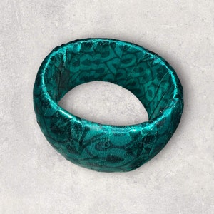 Boho Chunky Fabric Wrapped Wood Bangles, Bohemian Sari Silk Bracelet, Silk Bangle, Silk Wrapped Bracelet, Bangle, Boho, Silk Wrap, Upcycled