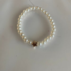 LIMITED TIME ONLY!! Gold Star Bracelet