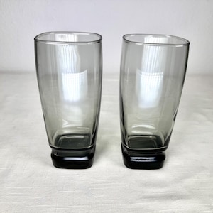 16 oz taurus plastic drinking glass Bev Tek 16 oz SAN Plastic Pint Glass - Stackable - 3 1/2