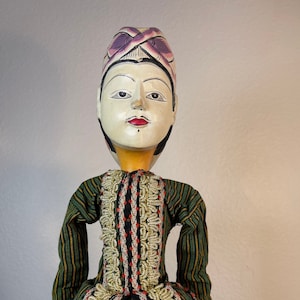 Traditional Original Art Theatre Vintage Java Indonesia Wood Puppet ASRI