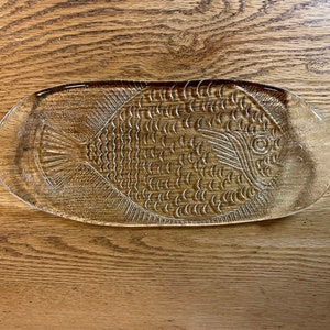 Goran and Ann Warff for Kosta Boda, Sweden, Glass Fish platter - Party Marina series vintage 1970s Sweden Crystal Glass
