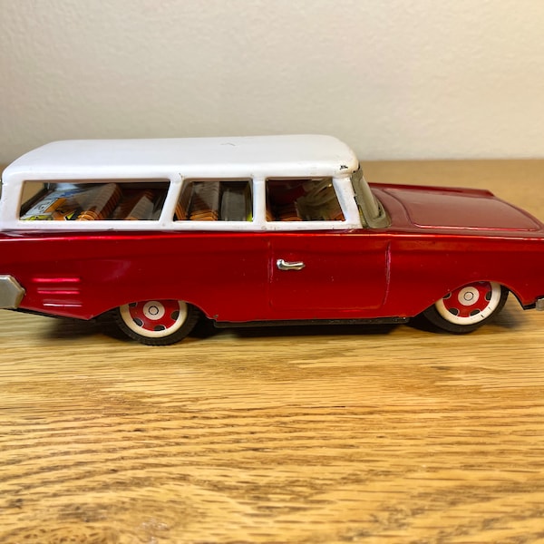 Rare Red Vintage Tin Toy Car And Driver Mf 962 Friction 1960'S China 23Cm     Works Great