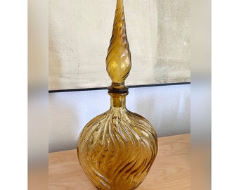 Vintage 1970s amber glass decanter bottle yellow with top. 70’s retro cool