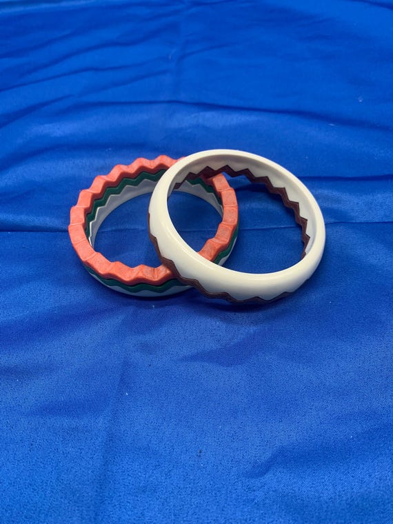 Puzzle bracelet, set of five zig zag bangles. - image 2