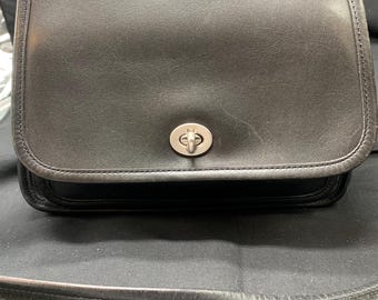 Vintage 1998 Black Coach Court Bag Black Leather Shoulder Bag