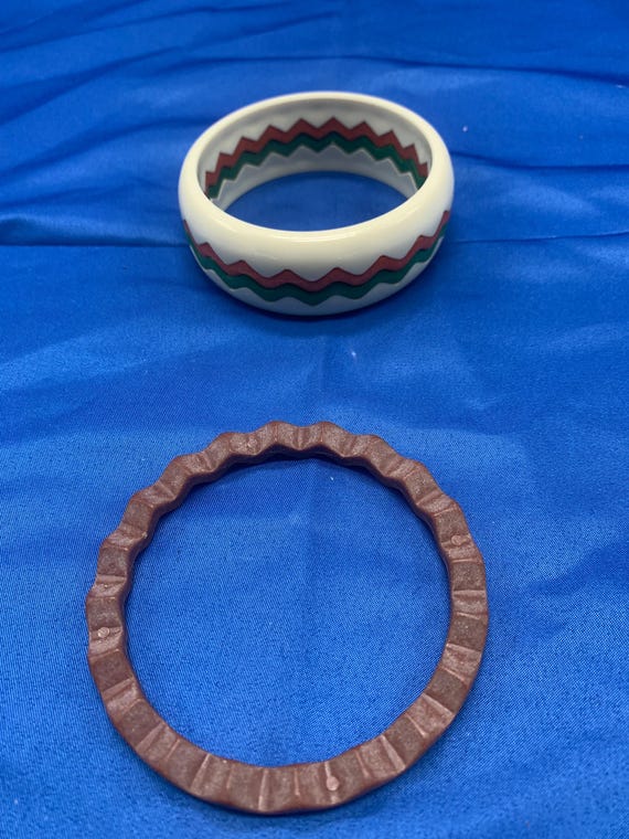 Puzzle bracelet, set of five zig zag bangles. - image 3