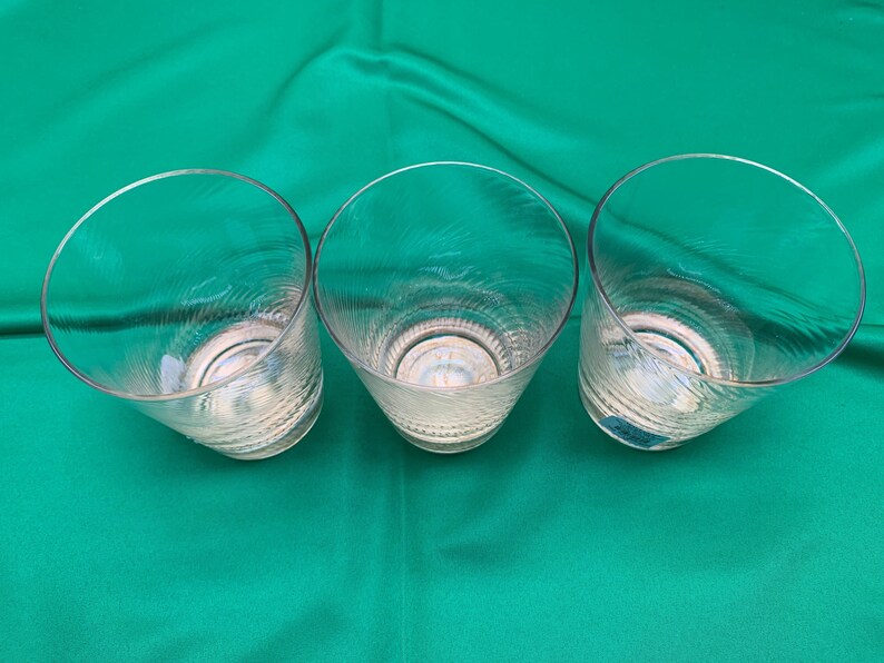 Williams Sonoma Optic Swirl Old Fashioned Glasses - Thumbnail 2