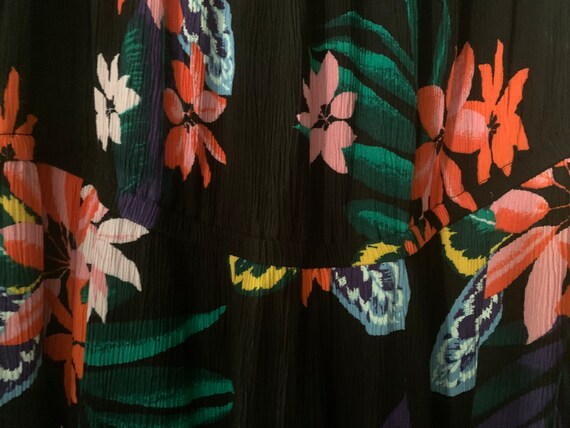 This is a vintage, Hawaiian style dress from Old … - image 8