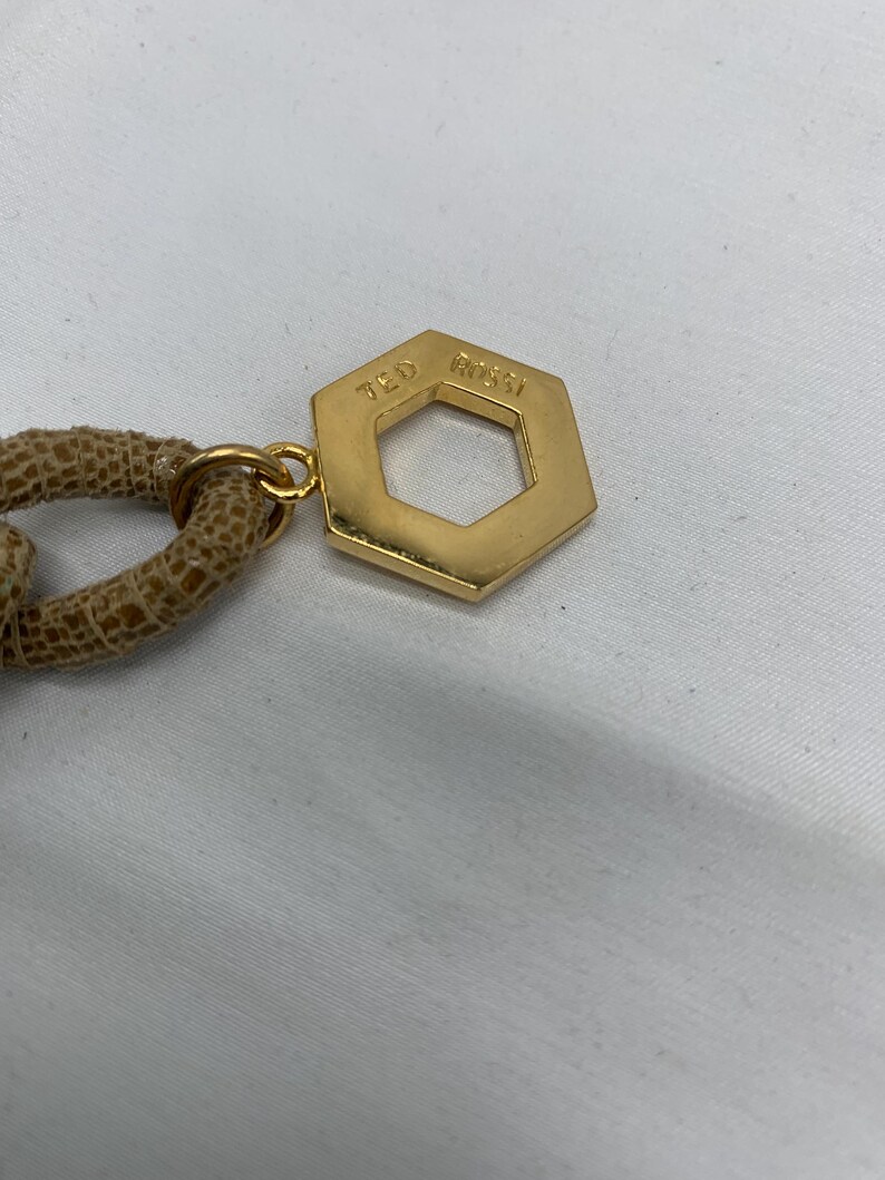 A chain link “python “ bracelet with toggle clasp. bild 7