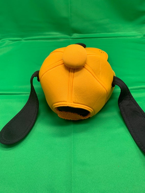 A Disney’s Pluto dog stretch cap, in a soft puffy… - image 7