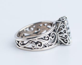 Aquamarine Vintage Ring, Handcrafted Jewelry, Intricate Scrollwork Design, Faceted Gemstone