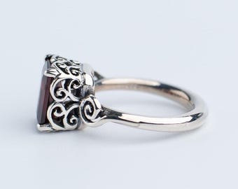 Garnet Sterling Silver Ring, Handcrafted Jewelry, Faceted Garnet